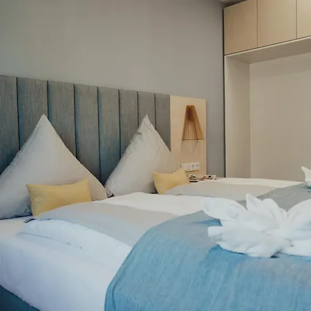 Basstoelpel Erdgeschoss דירה *